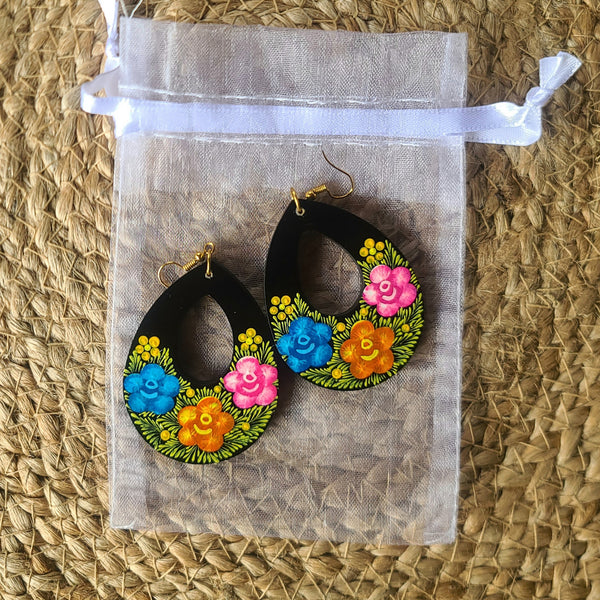 Flores de Verano Handpainted Flower Earrings
