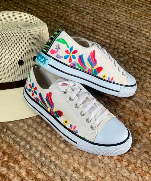 Mexican Otomi Art Embroidered Sneakers (White)